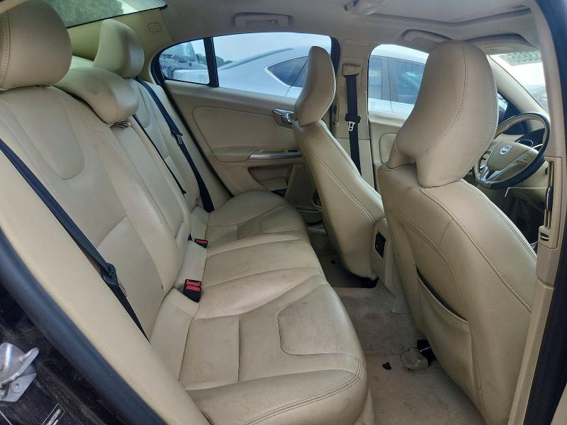 2015 Volvo S60 მანქანა იყიდება აუქციონზე, vin: YV126MFK7F2357691, აუქციონის ნომერი: 67833886