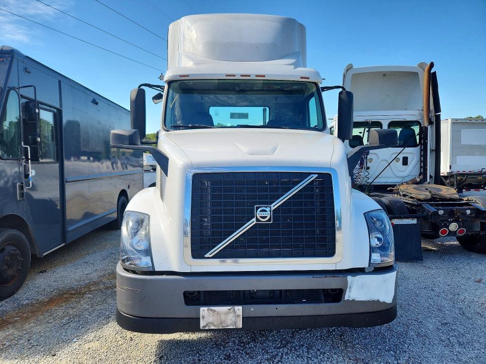 Aukcja sprzedaży 2017 Volvo Vnl, vin: 4V4N39TG3HN988078, numer aukcji: 69938776