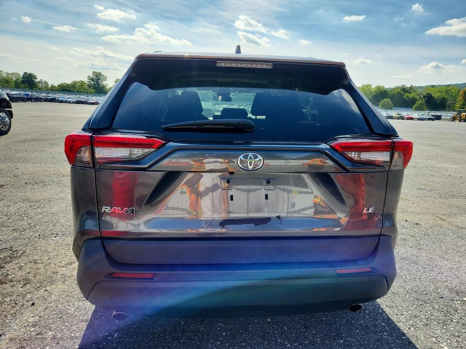 Aukcja sprzedaży 2021 Toyota Rav4, vin: 2T3K1RFV0MC118615, numer aukcji: 67810686