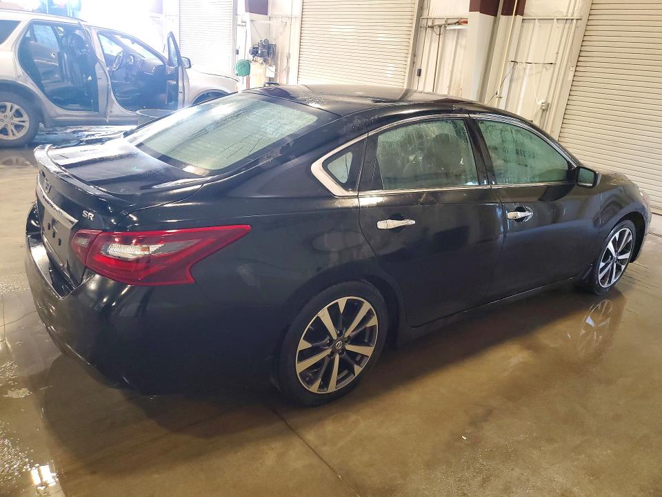 68369336 :رقم المزاد ، 1N4AL3AP0HN349849 vin ، 2017 Nissan Altima مزاد بيع