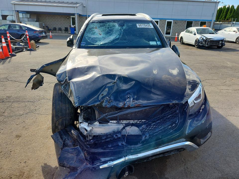 Продажа на аукционе авто 2018 Mercedes-benz Glc, vin: WDC0G4KB2JV107129, номер лота: 69720426