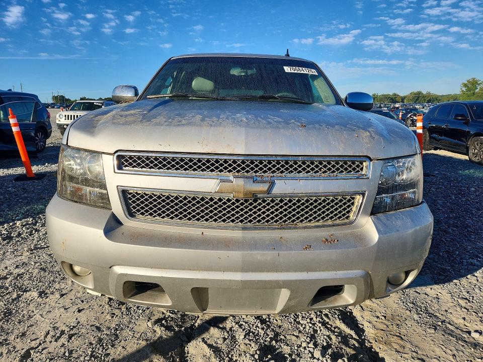 Продаж на аукціоні авто 2011 Chevrolet Tahoe, vin: 1GNSCBE06BR191966, номер лоту: 70684126