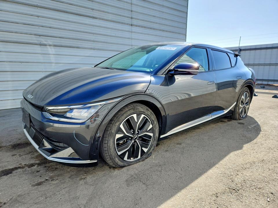 Продажа на аукционе авто 2023 Kia Ev6, vin: KNDC34LA9P5111630, номер лота: 70525026