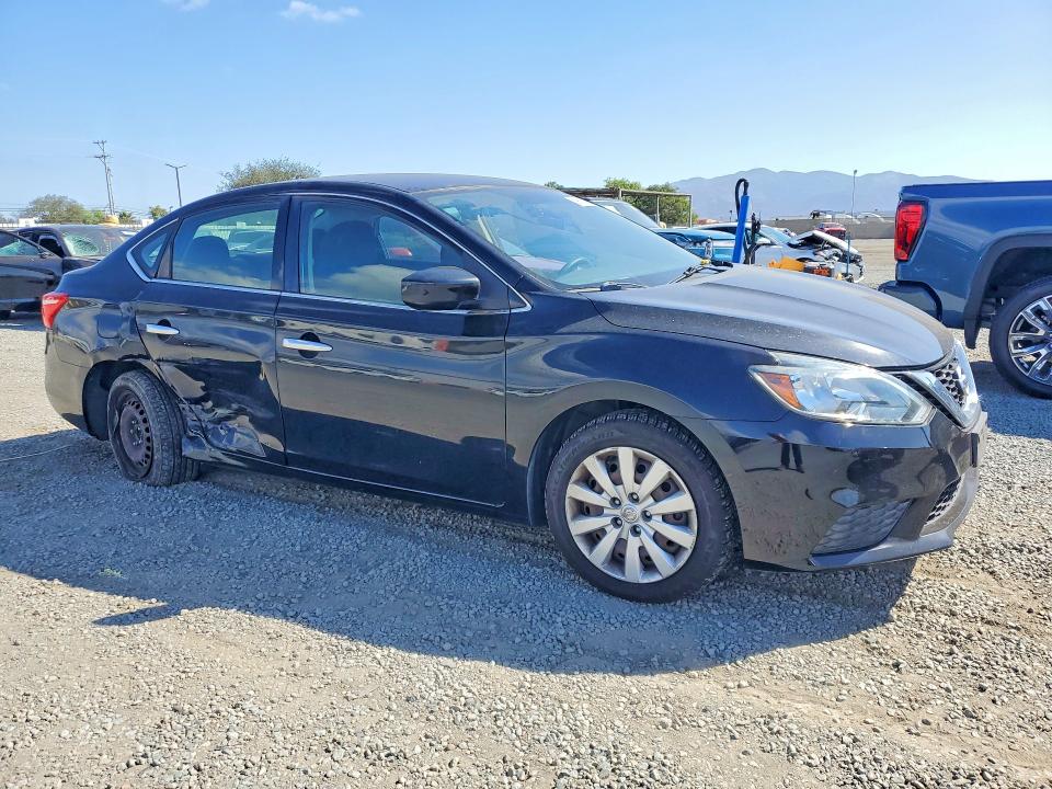 Aukcja sprzedaży 2017 Nissan Sentra, vin: 3N1AB7AP8HY255230, numer aukcji: 69815386