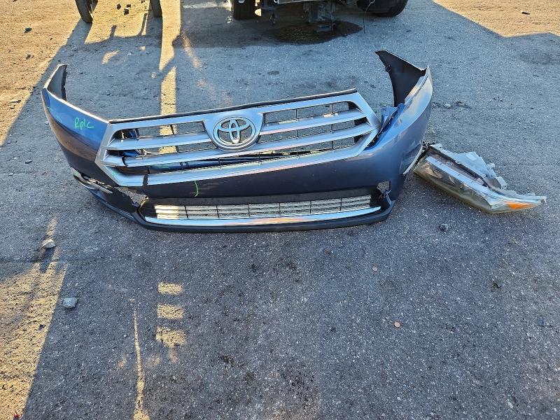 69544036 :رقم المزاد ، 5TDBK3EH9DS261388 vin ، 2013 Toyota Highlander مزاد بيع