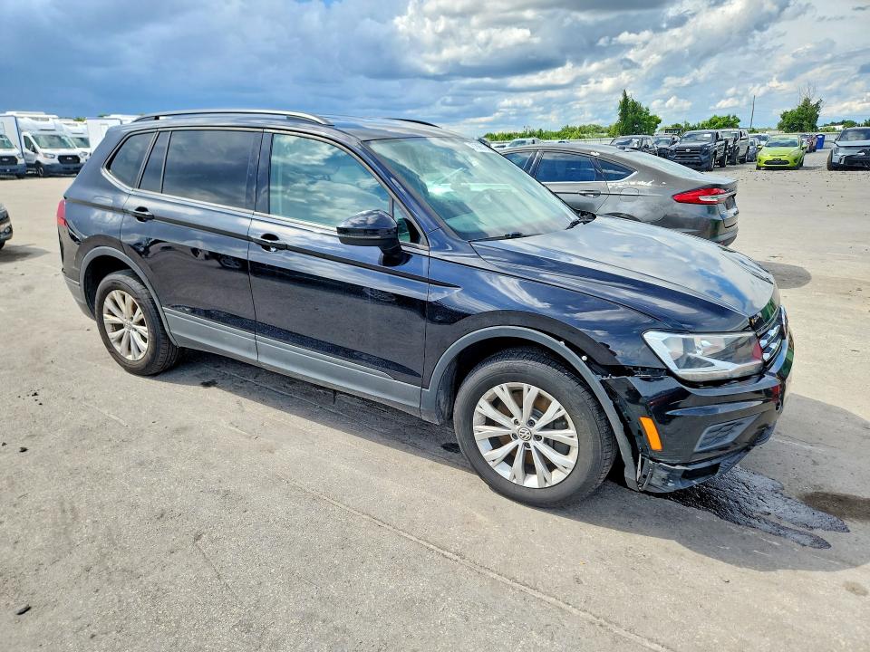 Продаж на аукціоні авто 2018 Volkswagen Tiguan, vin: 3VV1B7AXXJM053792, номер лоту: 67896516