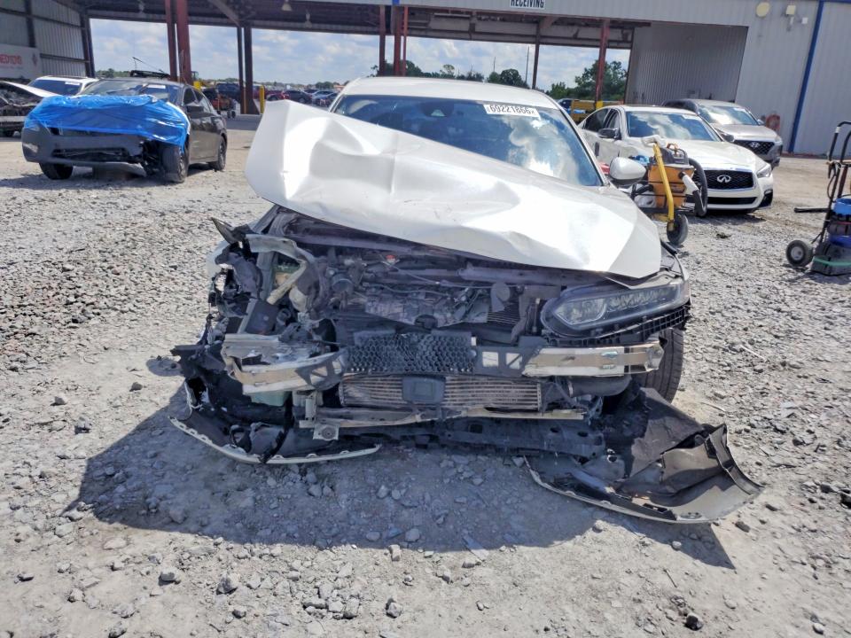 Продаж на аукціоні авто 2018 Honda Accord, vin: 1HGCV1F10JA131625, номер лоту: 69221866