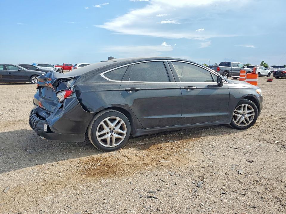 69894586 :رقم المزاد ، 1FA6P0HD8E5370870 vin ، 2014 Ford Fusion مزاد بيع