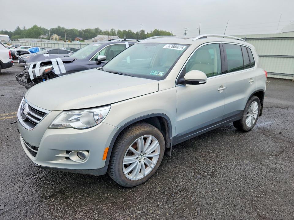 Auction sale of the 2011 Volkswagen Tiguan, vin: WVGBV7AX2BW536393, lot number: 67658096