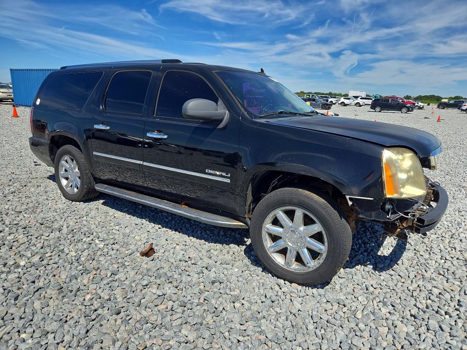 70883006 :رقم المزاد ، 1GKUKMEF3AR213607 vin ، 2010 Gmc Yukon Xl مزاد بيع