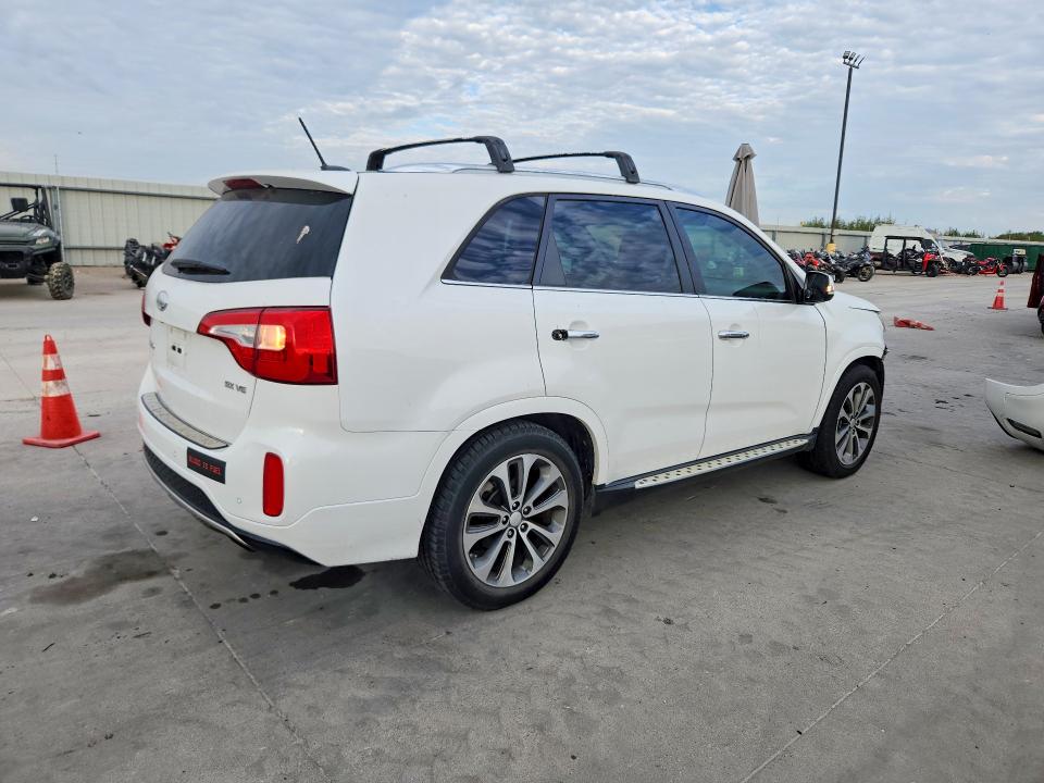 68648146 :رقم المزاد ، 5XYKW4A7XFG646241 vin ، 2015 Kia Sorento مزاد بيع