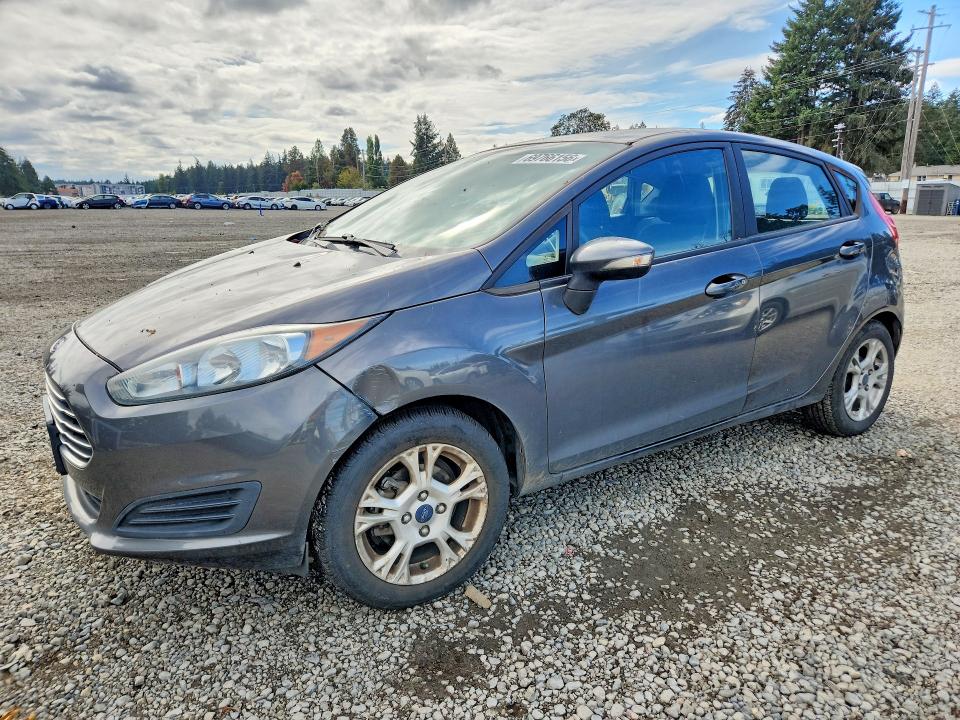 69766156 :رقم المزاد ، 3FADP4EJ3FM204664 vin ، 2015 Ford Fiesta مزاد بيع