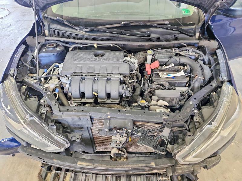 69394296 :رقم المزاد ، 3N1AB7AP6JY325992 vin ، 2018 Nissan Sentra مزاد بيع