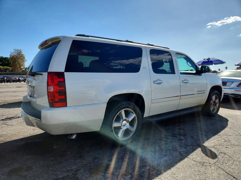 Aukcja sprzedaży 2014 Chevrolet Suburban, vin: 1GNSCKE09ER213527, numer aukcji: 71111226