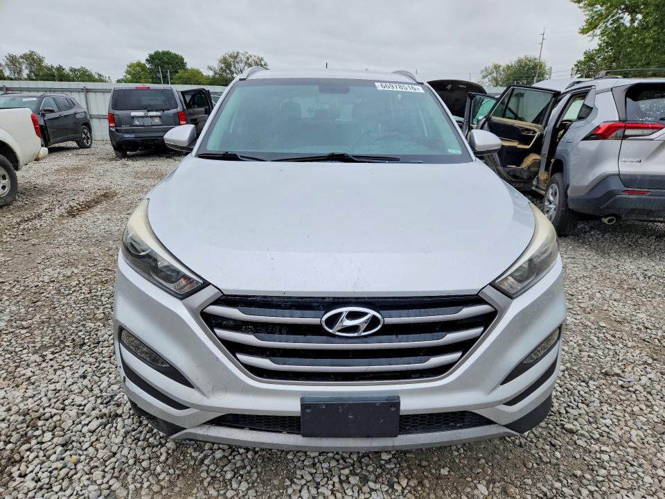 66978516 :رقم المزاد ، KM8J3CA2XHU348840 vin ، 2017 Hyundai Tucson مزاد بيع