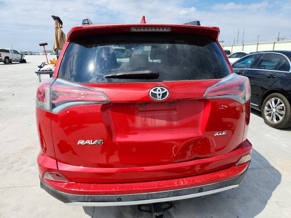 Продажа на аукционе авто 2016 Toyota Rav4, vin: JTMWFREV9GJ066312, номер лота: 70650106