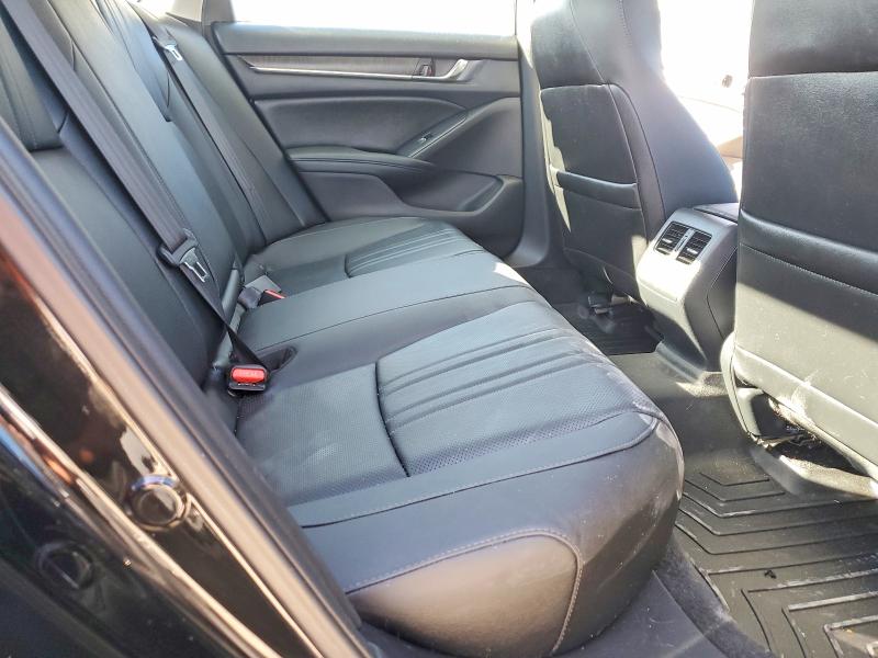68238746 :رقم المزاد ، 1HGCV1F54LA057213 vin ، 2020 Honda Accord مزاد بيع