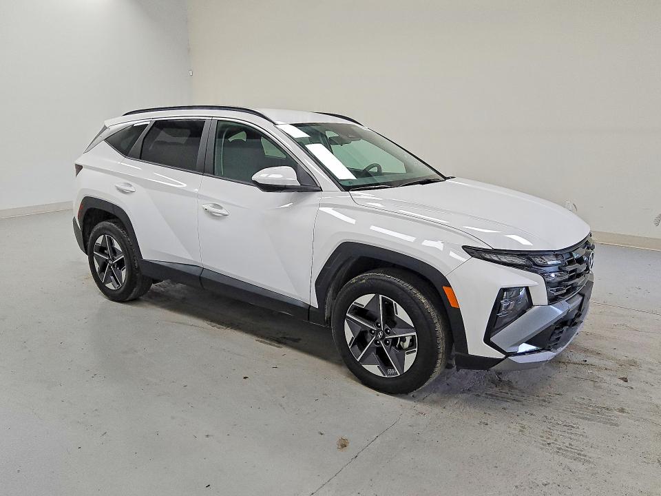 Продаж на аукціоні авто 2026 Hyundai Tucson, vin: 5NMJBCDE7TH650793, номер лоту: 69790696