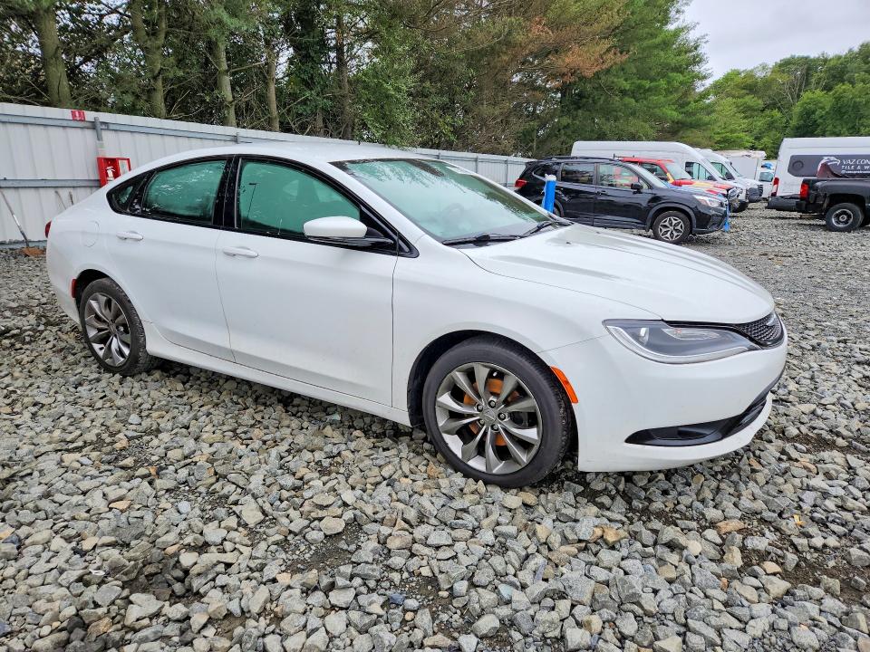 Продаж на аукціоні авто 2015 Chrysler 200, vin: 1C3CCCBB3FN648128, номер лоту: 67598496