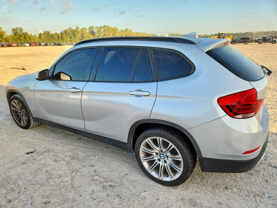 2015 Bmw X1 მანქანა იყიდება აუქციონზე, vin: WBAVM1C51FV314885        , აუქციონის ნომერი: 69090406