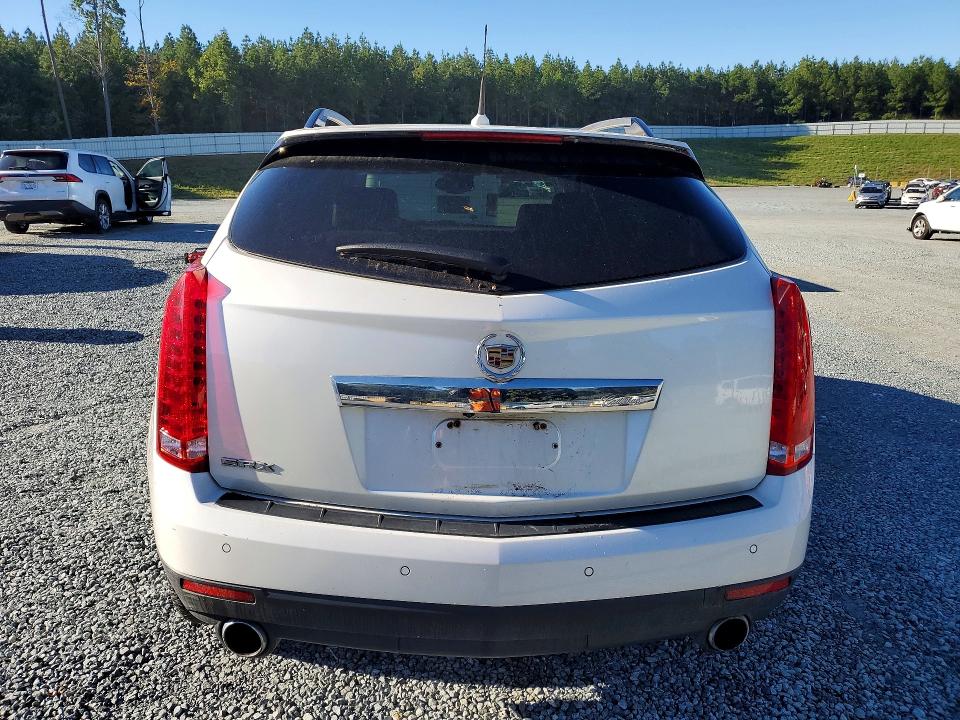 Продажа на аукционе авто 2010 Cadillac Srx, vin: 3GYFNAEY1AS606556, номер лота: 70638376