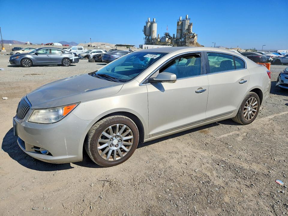 67378296 :رقم المزاد ، 1G4GC5ER2DF190568 vin ، 2013 Buick Lacrosse مزاد بيع