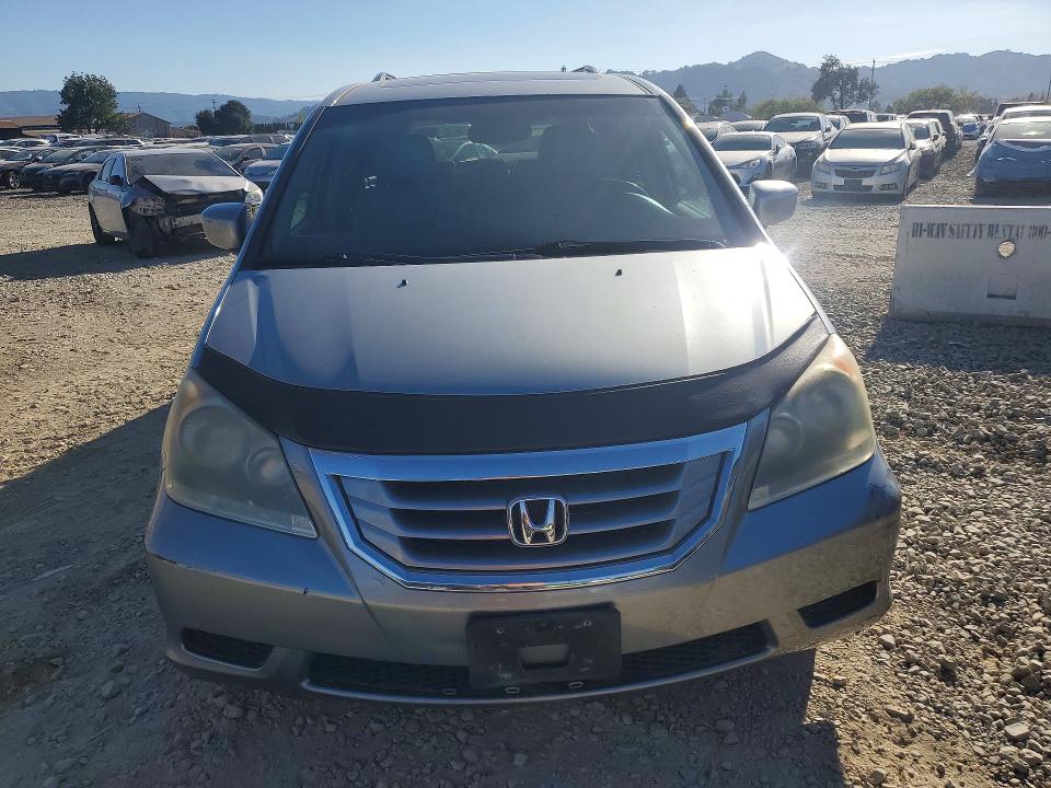 69287066 :رقم المزاد ، 5FNRL38798B061281 vin ، 2008 Honda Odyssey مزاد بيع