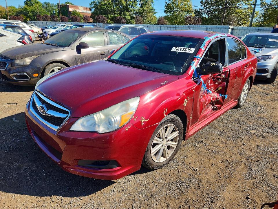 70262326 :رقم المزاد ، 4S3BMBC66A3235818 vin ، 2010 Subaru Legacy مزاد بيع