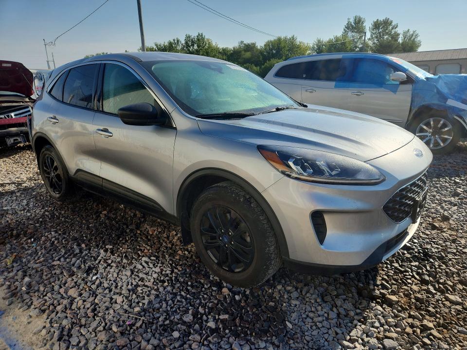 Продажа на аукционе авто 2022 Ford Escape, vin: 1FMCU9G69NUB14462, номер лота: 67313566