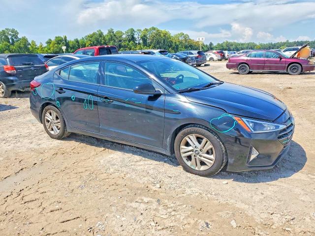 2020 Hyundai Elantra მანქანა იყიდება აუქციონზე, vin: 5NPD84LF5LH580323, აუქციონის ნომერი: 67183486