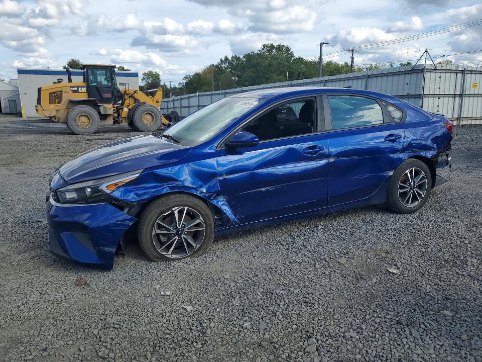 2022 Kia Forte მანქანა იყიდება აუქციონზე, vin: 3KPF24AD4NE459060, აუქციონის ნომერი: 71059516