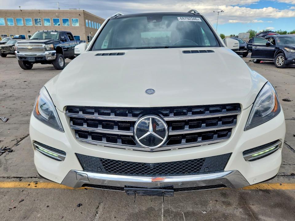Продажа на аукционе авто 2015 Mercedes-benz Ml, vin: 4JGDA5HB1FA560903, номер лота: 69792346