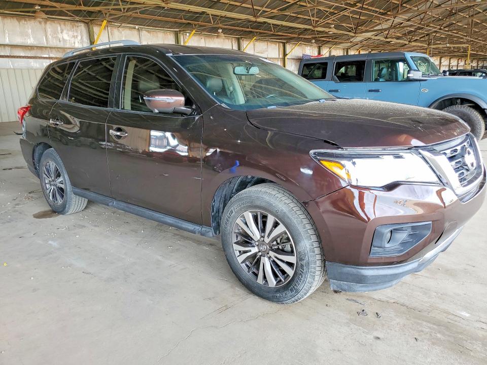 69779576 :رقم المزاد ، 5N1DR2MN9KC598238 vin ، 2019 Nissan Pathfinder مزاد بيع
