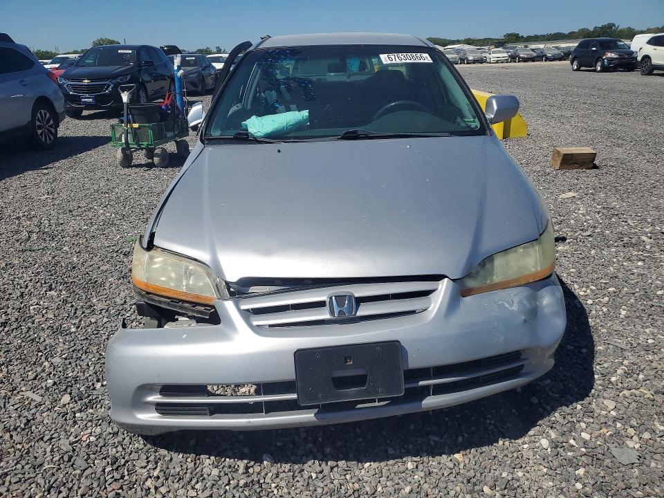 67630866 :رقم المزاد ، 1HGCG5647XA033566 vin ، 1999 Honda Accord مزاد بيع