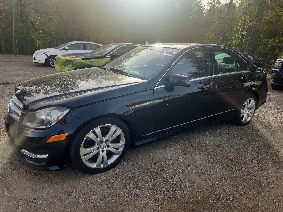 2013 Mercedes-benz C მანქანა იყიდება აუქციონზე, vin: WDDGF8AB0DA877203, აუქციონის ნომერი: 69524606