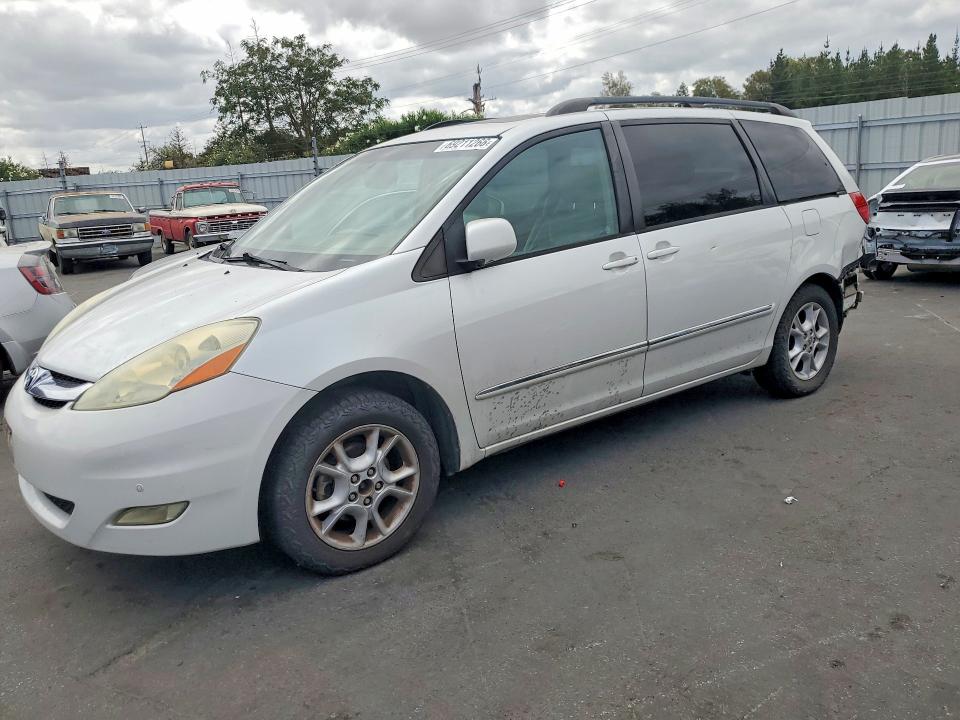69211266 :رقم المزاد ، 5TDZA22CX6S530487 vin ، 2006 Toyota Sienna مزاد بيع