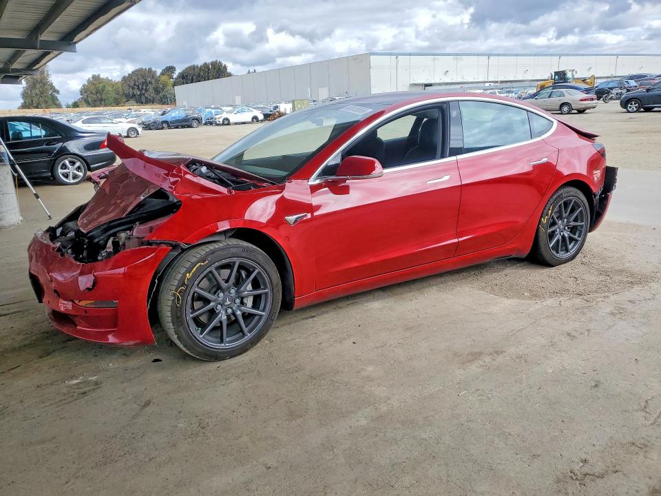 Продаж на аукціоні авто 2018 Tesla Model 3, vin: 5YJ3E1EA2JF030707, номер лоту: 66818956