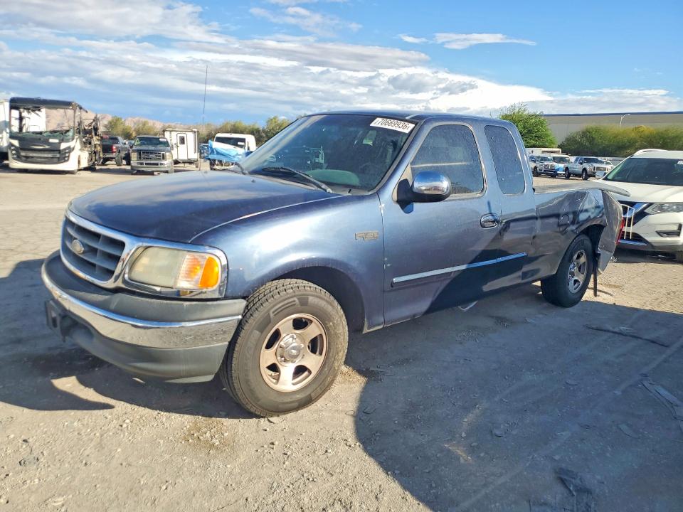 70669936 :رقم المزاد ، 1FTRX17W0YKA71573 vin ، 2000 Ford F150 مزاد بيع