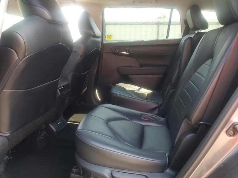 Продажа на аукционе авто 2021 Toyota Highlander, vin: 5TDGZRAH7MS520714, номер лота: 67004276