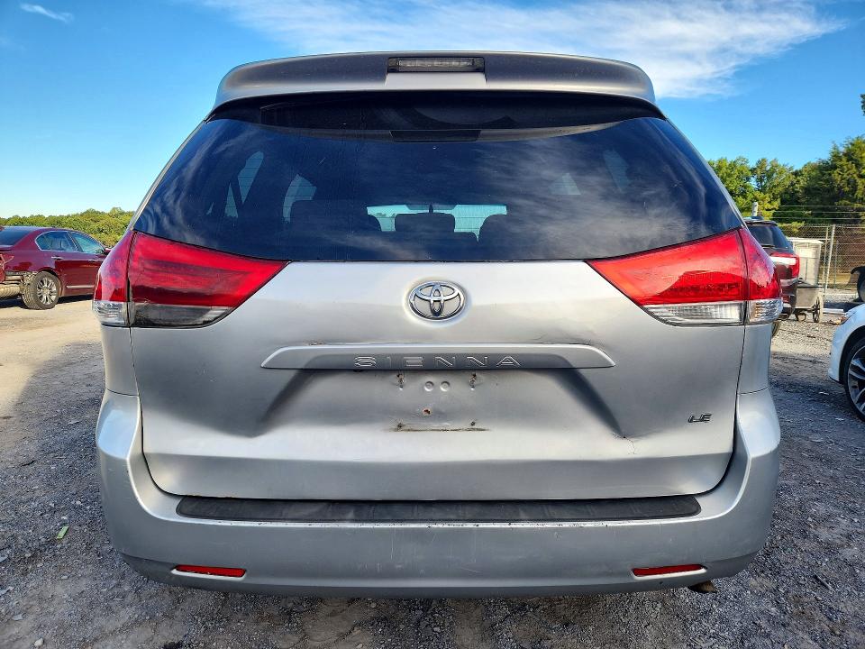 Aukcja sprzedaży 2011 Toyota Sienna, vin: 5TDKK3DC0BS082868, numer aukcji: 70357366
