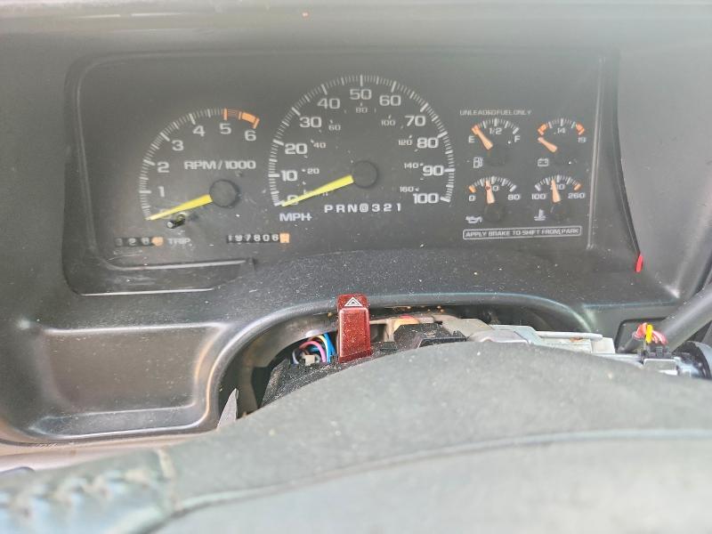 67701056 :رقم المزاد ، 1GKEC13R8XJ788323 vin ، 1999 Gmc Yukon مزاد بيع