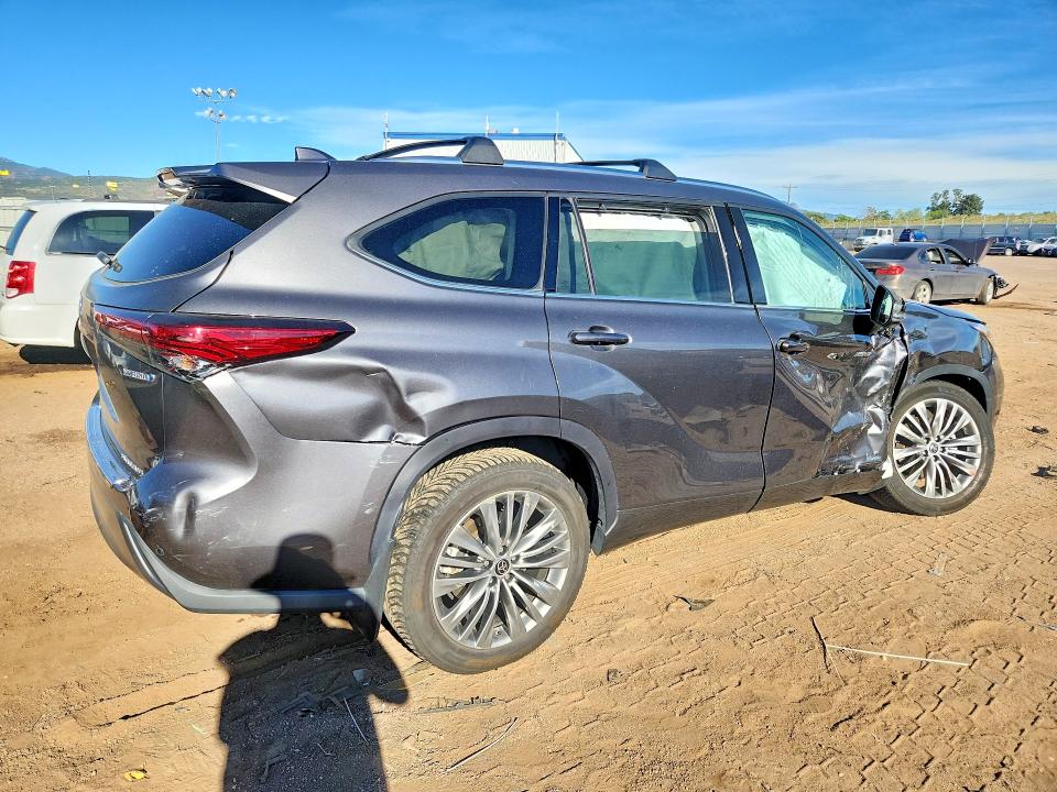 Aukcja sprzedaży 2021 Toyota Highlander, vin: 5TDEBRCH3MS068804, numer aukcji: 68593706