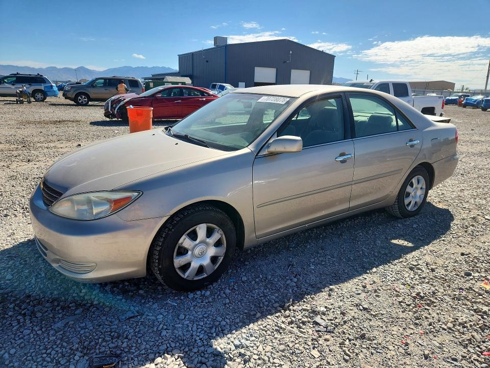2003 Toyota Camry მანქანა იყიდება აუქციონზე, vin: 4T1BE30K73U225246, აუქციონის ნომერი: 70728076
