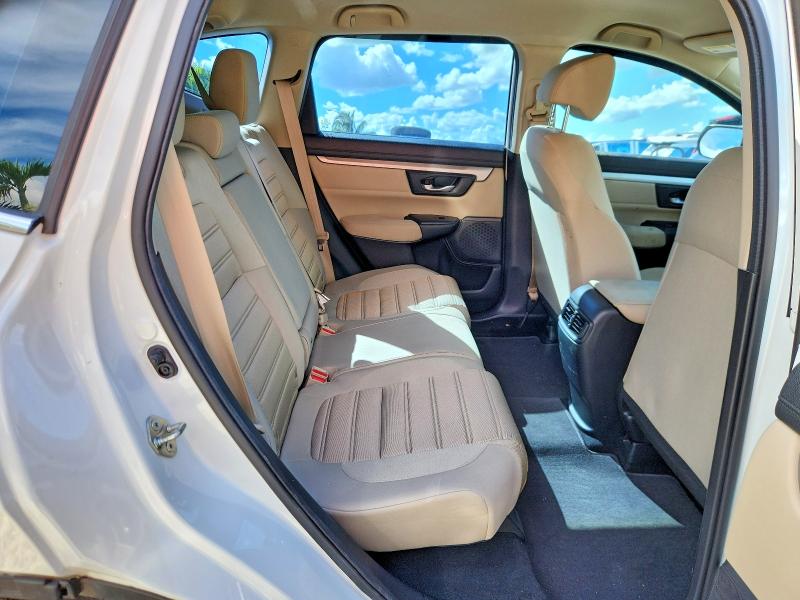 70295016 :رقم المزاد ، 2HKRW5H39JH402427 vin ، 2018 Honda Cr-v مزاد بيع