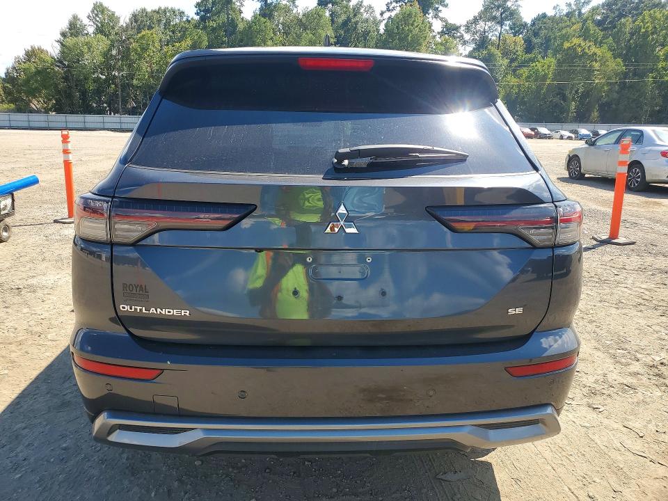 67705466 :رقم المزاد ، JA4J3VA89SZ013724 vin ، 2025 Mitsubishi Outlander مزاد بيع