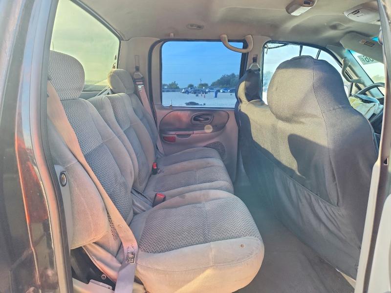 2002 Ford F-150 მანქანა იყიდება აუქციონზე, vin: 1FTRW07L52KA10245, აუქციონის ნომერი: 67337356