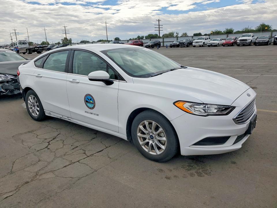 67852996 :رقم المزاد ، 3FA6P0G77JR253865 vin ، 2018 Ford Fusion مزاد بيع