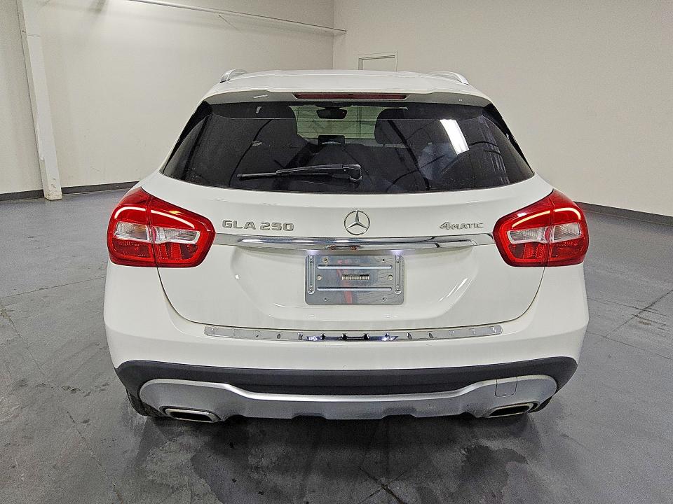 66247256 :رقم المزاد ، WDCTG4GB8JJ500596 vin ، 2018 Mercedes-benz Gla مزاد بيع
