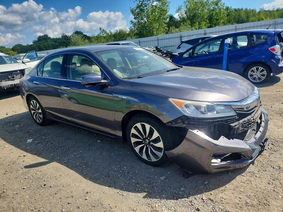 Продажа на аукционе авто 2017 Honda Accord, vin: JHMCR6F5XHC020077, номер лота: 67667346
