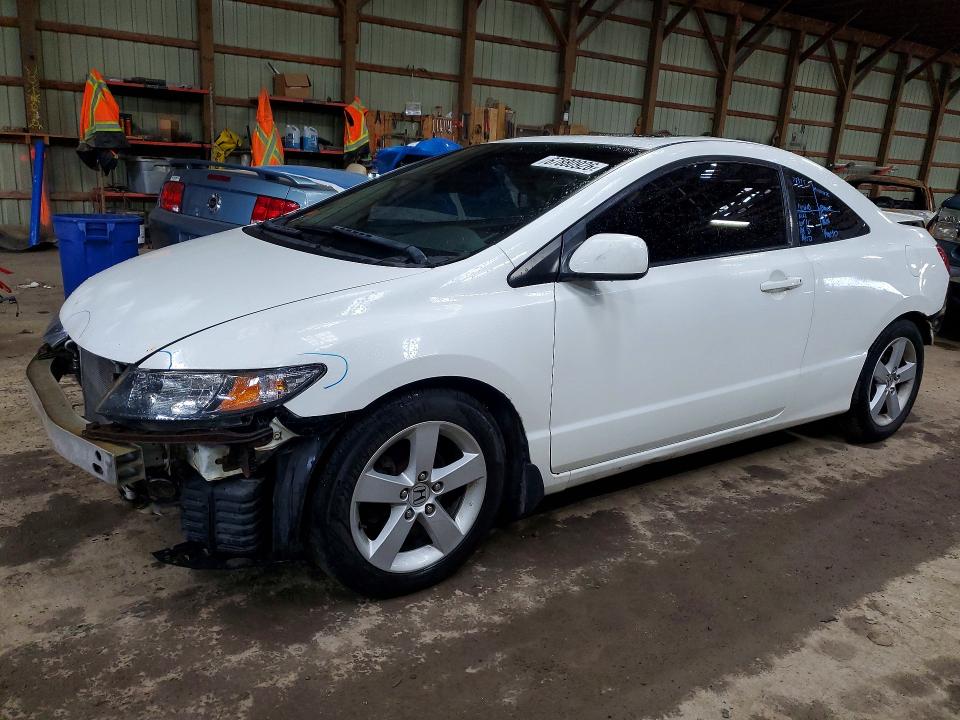 67880926 :رقم المزاد ، 2HGFG1B68BH001703 vin ، 2011 Honda Civic مزاد بيع